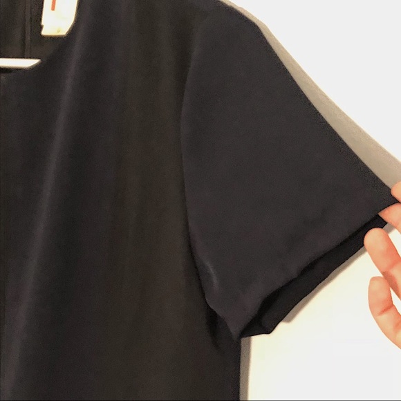 Stylish Black & Navy Panel Blouse, Fully lined! - Picture 7 of 8